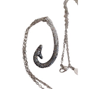 Vtg Kirks Folly Gray Crystal Studded 2&quot; Fishook Necklace 30&quot; Chain Long