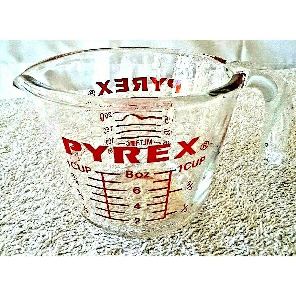 Pyrex - 8 OZ Measuring Cup