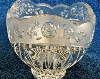 Rose Pattern 4" x 3.5" Crystal Partial Frosted Candy Condiment Dish Table Decor