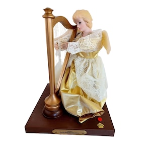 1990's Animated Musical Harp Playing Porcelain Face Hands Angel Battery Op Works