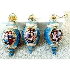 NEW 1999 Set of 3 Chantal Poulin Heirloom Porcelain Shared Moment Coll Ornaments