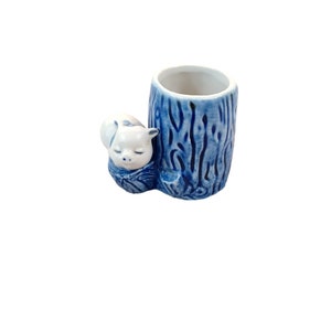 Vintage 1960&#39;s Delft Blue 2&quot; Pig & Stump Toothpick Holder Porcelain DAIC Holland