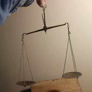 Antique brass apothecary scales in wooden box and weights