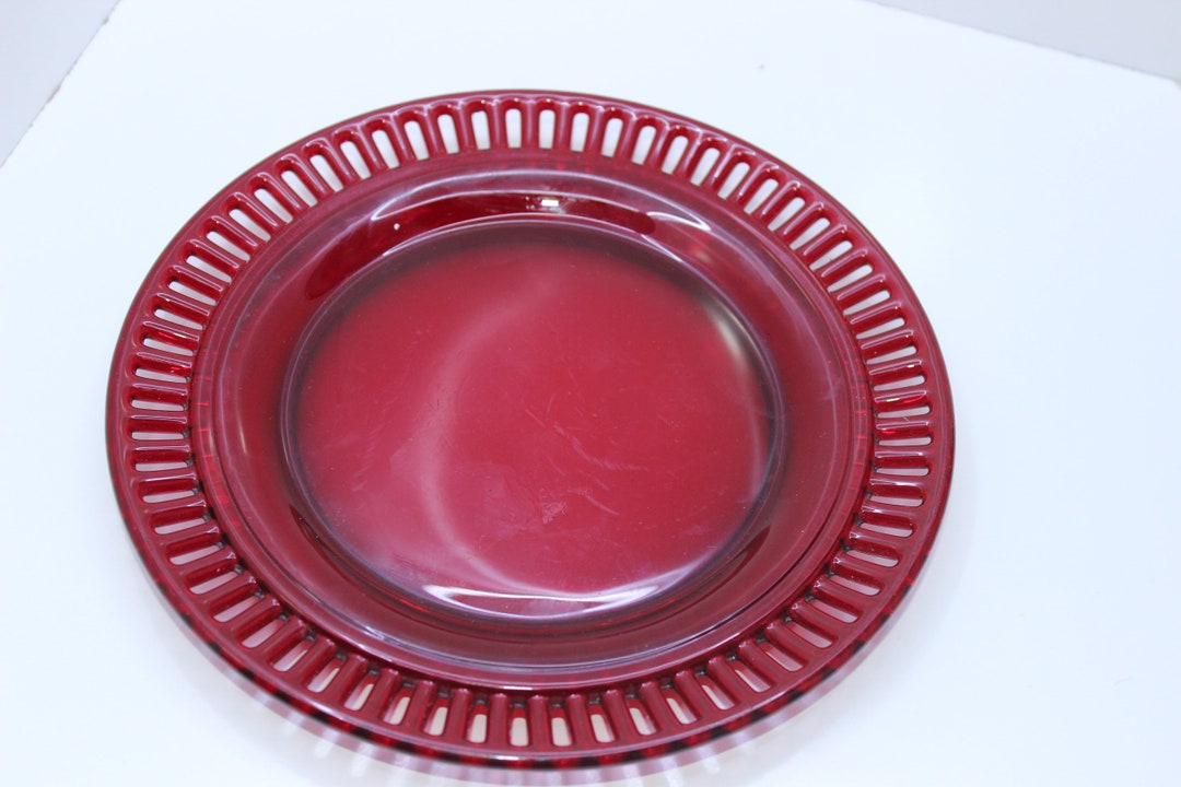 Top Ribbon Plate Vintage Red Glass Ribbon Plate - Etsy