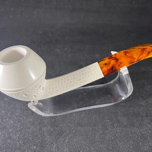 Hand Carved Meerschaum Pipe with Geometric Elegance