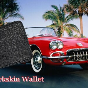 Cartera de piel de tiburón