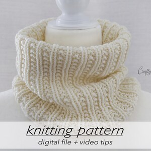 KNITTING PATTERN: Cozy Textured Cowl Teen Petite Adult Snood Easy Neck Warmer Aran Worsted 10 ply 4 Circular Knitting Beginner image 6