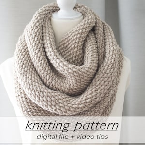 KNITTING PATTERN: 2 Sizes Textured Infinity Scarf Cozy Winter Scarf DIY Cowl Gift Bulky Chunky 12 ply Circular Knitting Beginner image 1