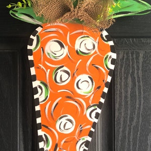 Carrot Door Hanger, Easter Door Hanger, Bunny Door Hanger, Spring Door Hanger, Wood Carrot Door Hanger