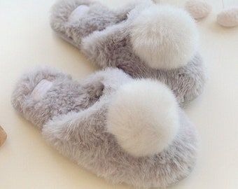 fuzzy pom pom slippers