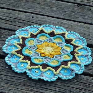 Daydreamer&#39;s Mandala CROCHET PATTERN