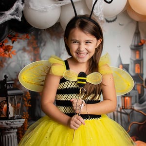Girls bumble bee costume/Bee costume for girls/ Baby girl Halloween costume/ bee dress/ honeybee costume/ toddler costume/ bees/ baby girl