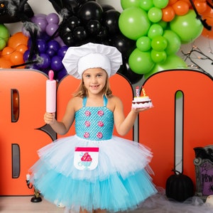 Alice the baker costume/ Alice the baker inspired cosplay/ Alice the baker dress / Alice in wonderland costume/ Alice in wonderland dress