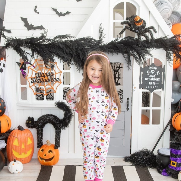 Girls Halloween Pajamas for baby and girls / Toddler Halloween Pajamas / kids halloween pjs / Halloween pajamas for kids / Sibling Halloween