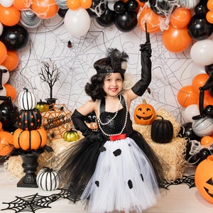 Cruella De Vil costume / Girls Cruella dress / Cruella Halloween Costume / cosplay cruella / baby girl cruella / toddler cruella dress /