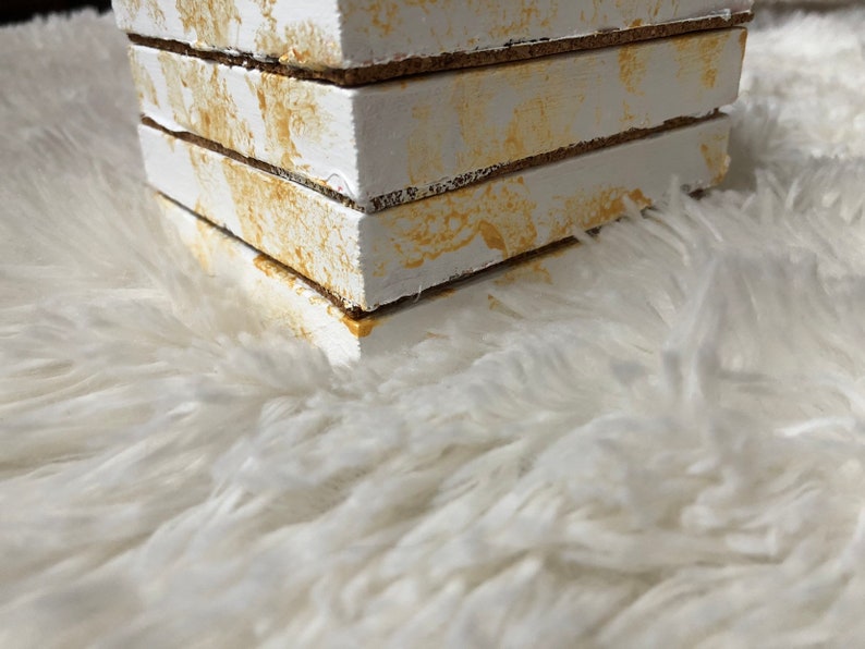 Chunky Coasters White /& Gold