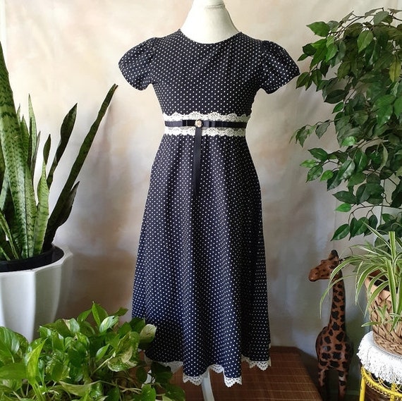 Vintage Rare Editions Navy Blue White 