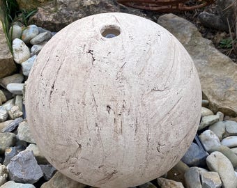 Fonteinbol, keramiek voor de tuin, tuinfontein