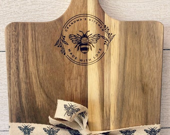 Wooden cutting board, personalized cutting board, personalized charcuterie board, honey bee, bumble bee, mothers day gift