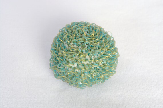 rainbow squishy ball