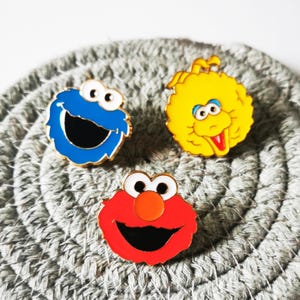 Sesame Street Metal Pin: Elmo, Cookie Monster, Big Bird