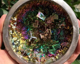 Price Per Kg High Pure Bismuth Crystals Bi Metal Crystal Rainbow Bright Metal Mineral Specimen Original Nature Art Artwork Decorative Article (Color : 120g Spiritual Meaning