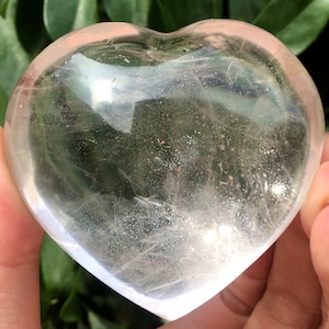 Hand carved Crystal Quartz heart/white raw crystal/crystal lattice/special gift/meditation stone/gift to send her/Valentine&#39;s Day present