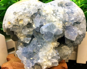 天然大型天然セレスタイトジオード ハート型/大型天然セレスタイト