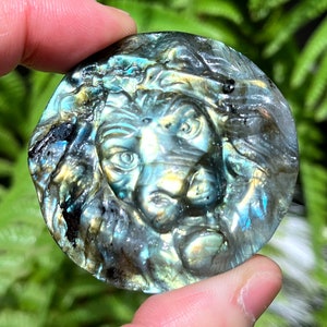 Hand carved Sheen Labradorite Crystal Quartz lion/Shiny Polished Labradorite/Chakra Reiki/Home Decor/collectibles/Healing Stone/Chakra