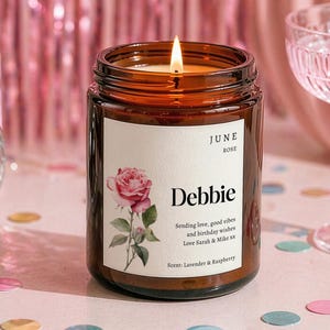 Birth Flower Gift Candle, Personalised Birthday Gift for Her, Friend, Mum, Sister