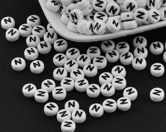 50 x lettres perlées d'acrylique N blanc 7 mm