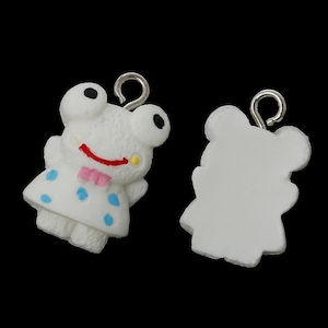 2 x Pendant Frog White 21 x 13 mm