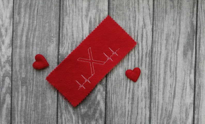 Embroidery file heartbeat alphabet X