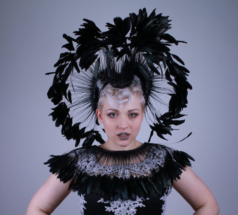 Gothic Feder Cape - Schwarzer Federumhang Für Halloween & Karneval