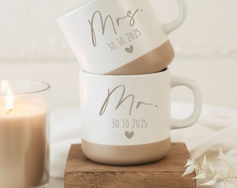 Mr & Mrs Mokken met datum - Gepersonaliseerde trouwmokken - Hartgravure, huwelijkscadeau voor verliefde stellen, keramiek, 360 ml, vaatwasserbestendig