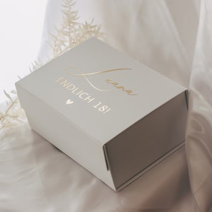 Geschenkbox personalisiert - Geburtstag - Endlich 18 - Wunschtext - Personalisiertes Geschenk - Magnetbox