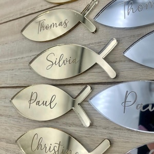 Plaatskaartje vis doop acryl glas goud & zilver, naam graveren | Doopversiering gastgeschenk communie bevestiging plaatsbord gepersonaliseerd