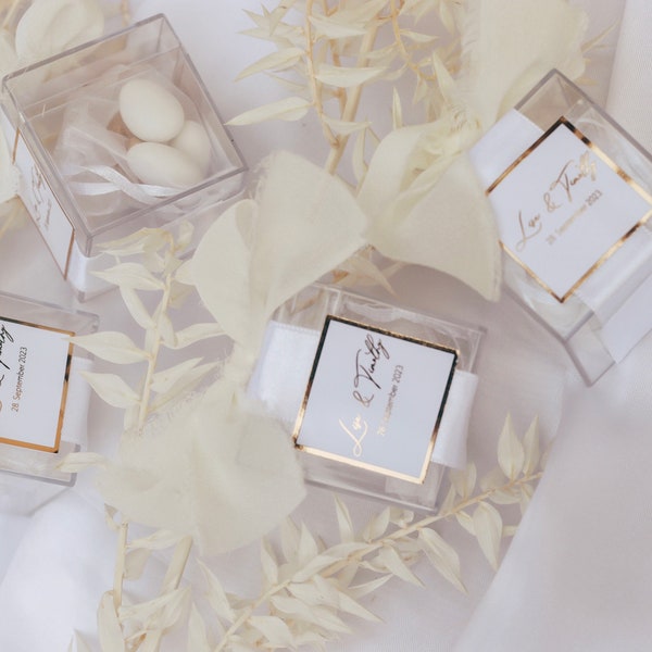 Personalisiertes Gastgeschenk Hochzeit - minimalistisch und edel - Mandelbox mit Zuckermandeln - bonboniere - Luxury guest favor -