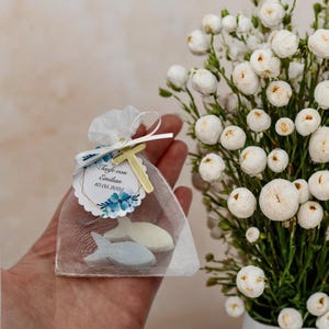 Regalo di battesimo personalizzato con nome e data - Saponetta pesce - Etichetta personalizzata vari modelli - Decorazione croce in acrilico