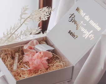 Gift box "Will you be my bridesmaid/maid of honour" personalized Team Bride Bridesmaid Maid of honour ask