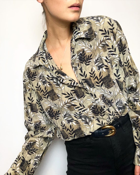 Vintage 100% silk paper thin printed blouse