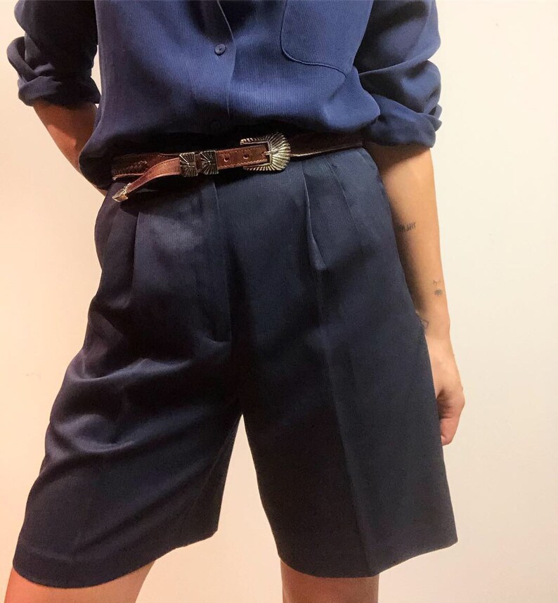 Vintage navy bermuda short