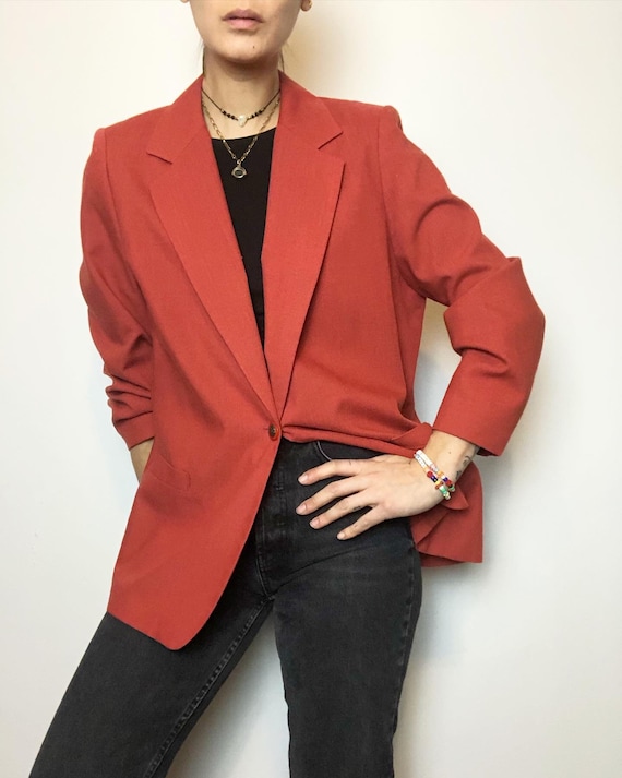 Vintage textured classic minimalist blazer