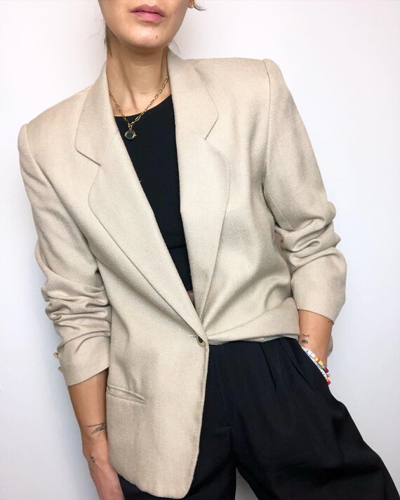 Vintage textured minimalist blazer