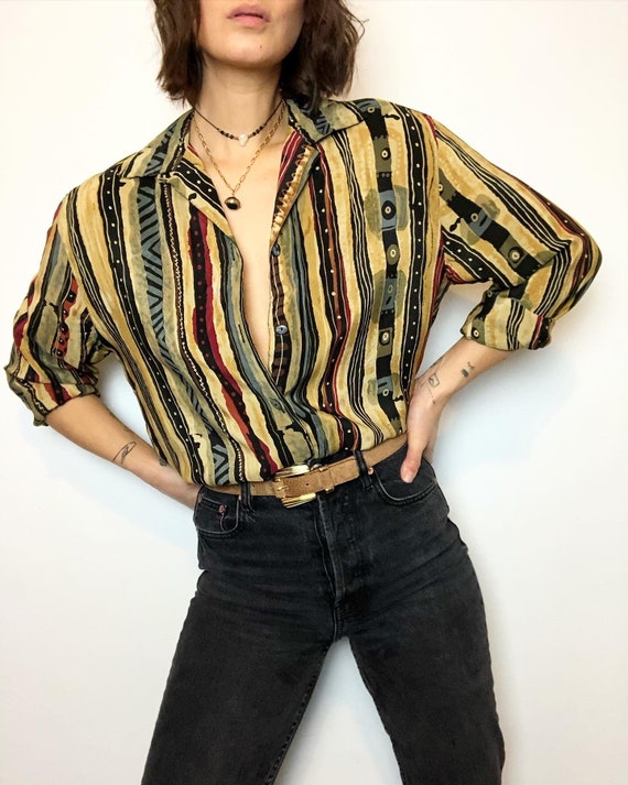 Vintage 100% silk printed blouse