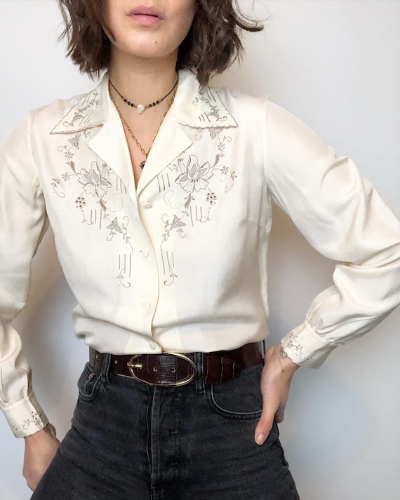 Vintage 100% silk hand embroidered blouse
