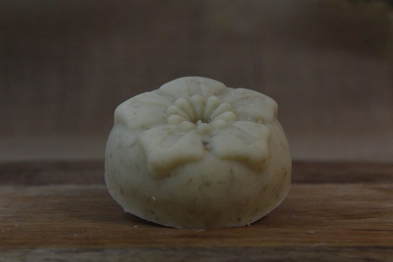 Oatmeal Soap for Sensitive Skin image 4