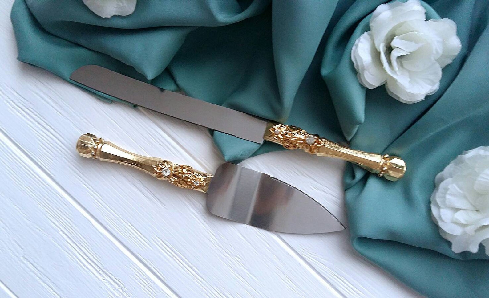 Gold Cake Serving Set Engraved Wedding Cake Cutting Set Etsy