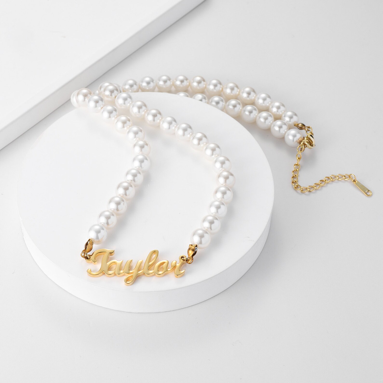 Pearl Name Necklace Custom Name Necklace Name Plate Etsy