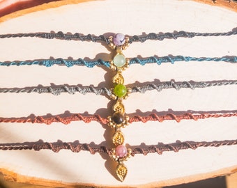 Macrame choker with brass and precious stones - opalith - garnet - rose quartz - aventurine - tiger's eye and much more.